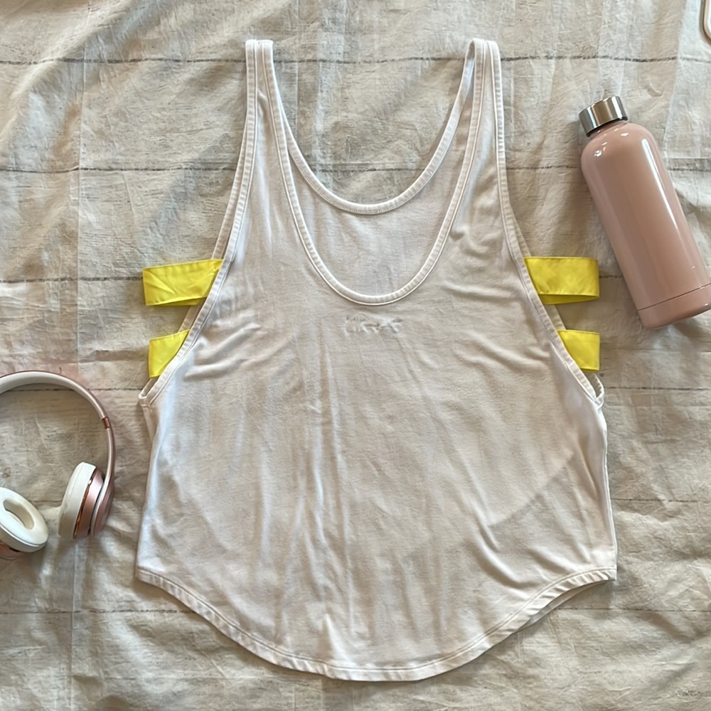 Under Armour Workout Tank Top - Picture 4 of 8